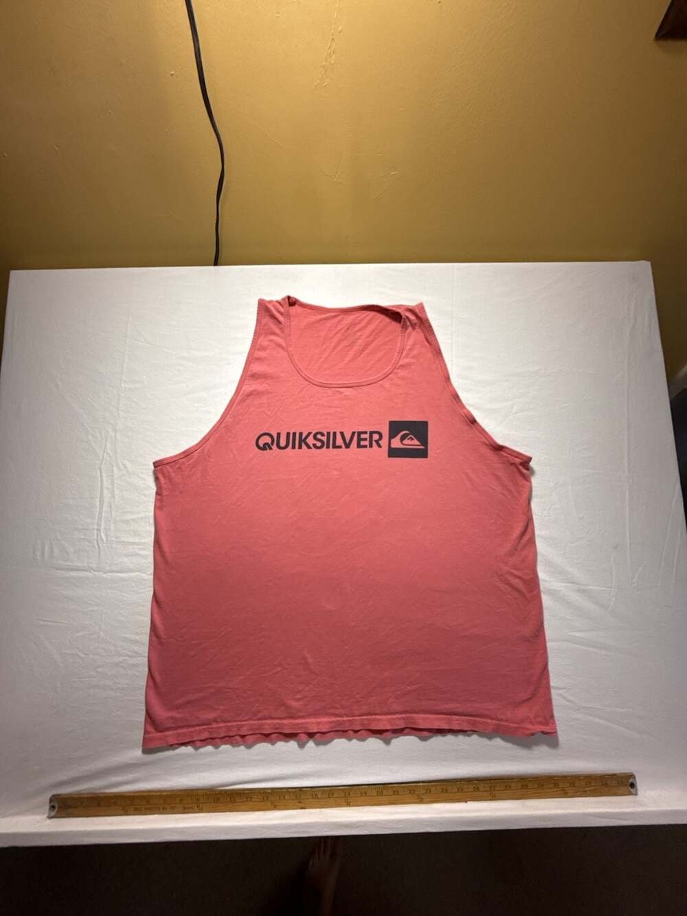 Quiksilver Tank Top Size 2XL Coral Red Logo Sleeveless Shirt